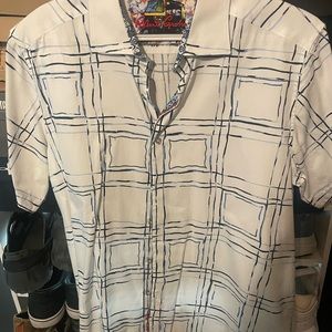Robert Graham XL Short Sleeve Shirt